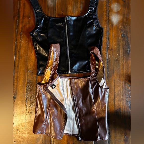 Set of 2 Vegan Leather Zipper Crop Tanks - Picture 4 of 9